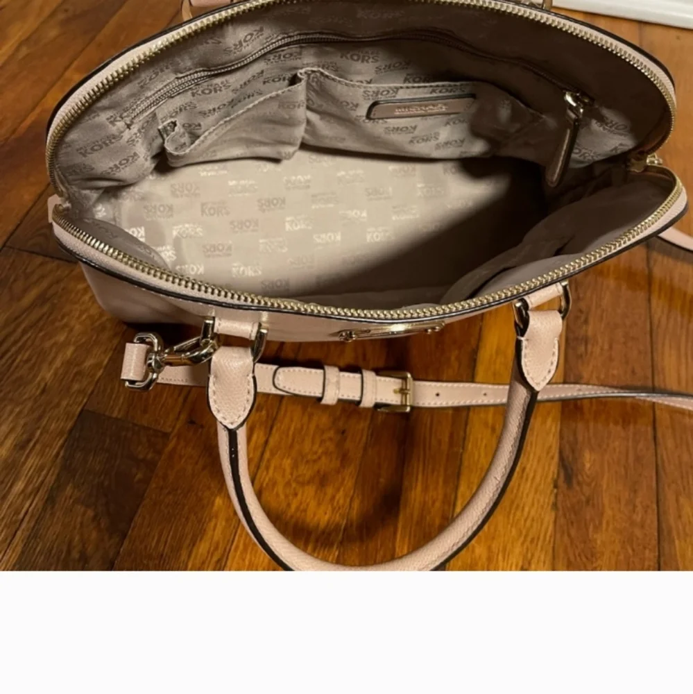 Michael Kors Cream Satchel Bag